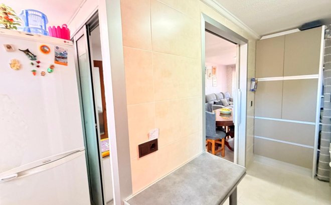 Resale - Apartment -
Torrevieja - Playa De Los Naufragos