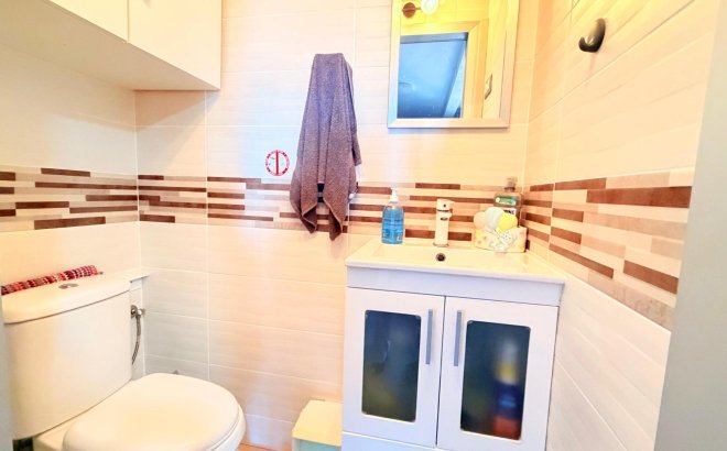 Resale - Apartment -
Torrevieja - Playa De Los Naufragos