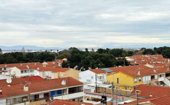 Resale - Apartment -
Torrevieja - Playa De Los Naufragos