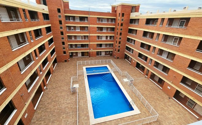 Resale - Apartment -
Torrevieja - Playa De Los Naufragos