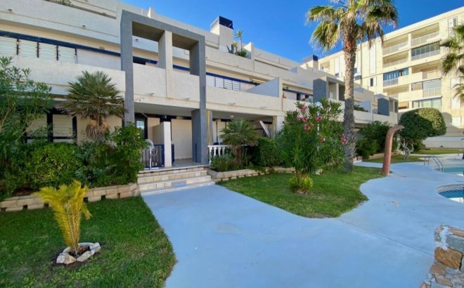 Resale - Apartment -
Torrevieja - Torre La Mata
