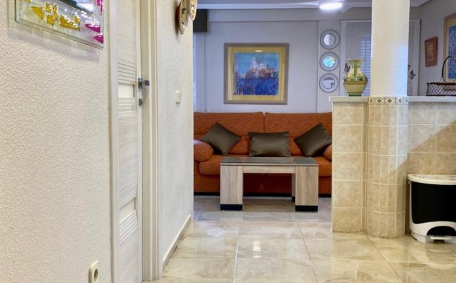 Resale - Apartment -
Torrevieja - Torre La Mata