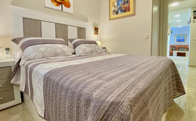 Resale - Apartment -
Torrevieja - Torre La Mata