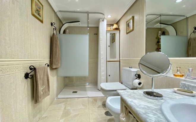 Resale - Apartment -
Torrevieja - Torre La Mata