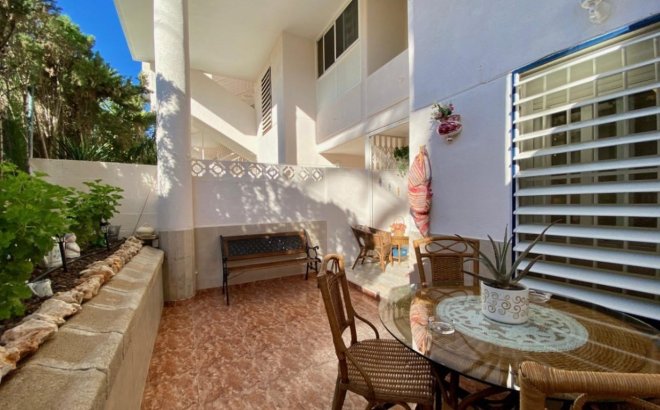 Resale - Apartment -
Torrevieja - Torre La Mata