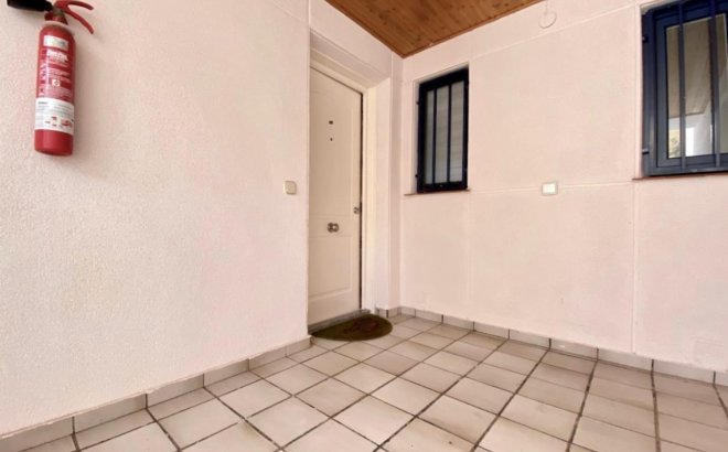 Resale - Apartment -
Torrevieja - Torre La Mata