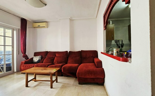 Resale - Apartment -
Torrevieja - Playa de los Locos