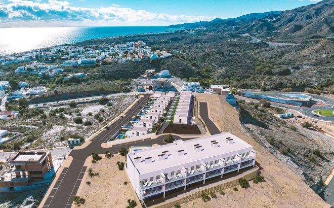 New Build - Penthouse -
Mojacar - Descargador