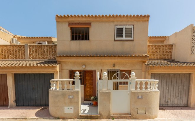 Resale - Town House -
La Mata - Costa Blanca
