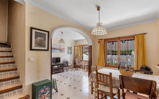 Resale - Town House -
La Mata - Costa Blanca