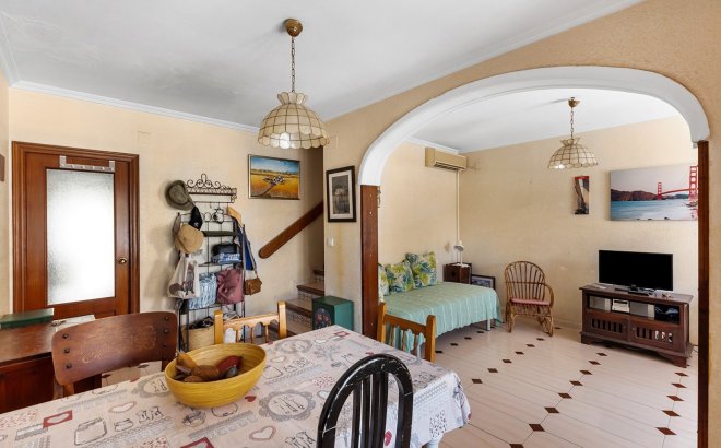 Resale - Town House -
La Mata - Costa Blanca