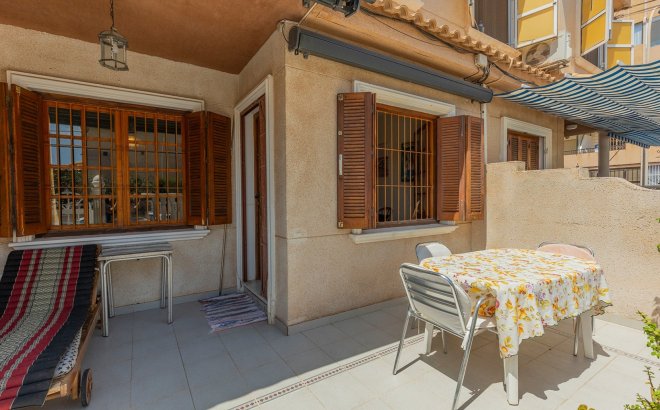 Resale - Town House -
La Mata - Costa Blanca