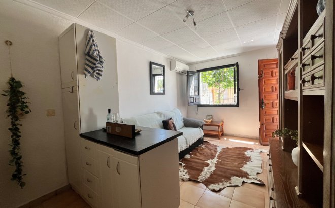 Resale - Villa -
San Fulgencio - Costa Blanca
