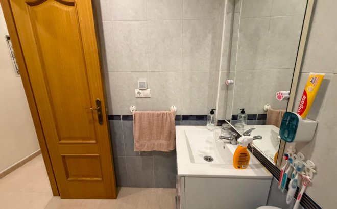 Resale - Apartment -
Torrevieja - Estacion De Autobuses