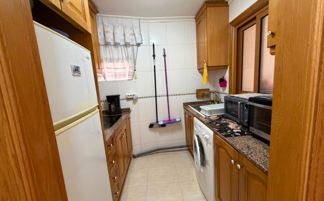 Resale - Apartment -
Torrevieja - Estacion De Autobuses