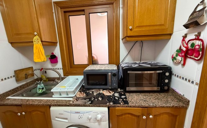 Resale - Apartment -
Torrevieja - Estacion De Autobuses