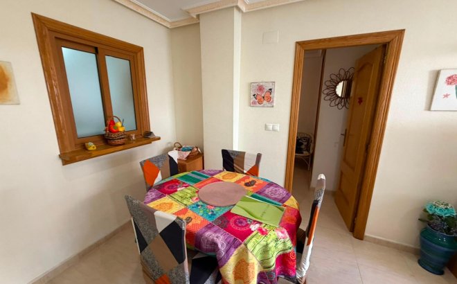 Resale - Apartment -
Torrevieja - Estacion De Autobuses