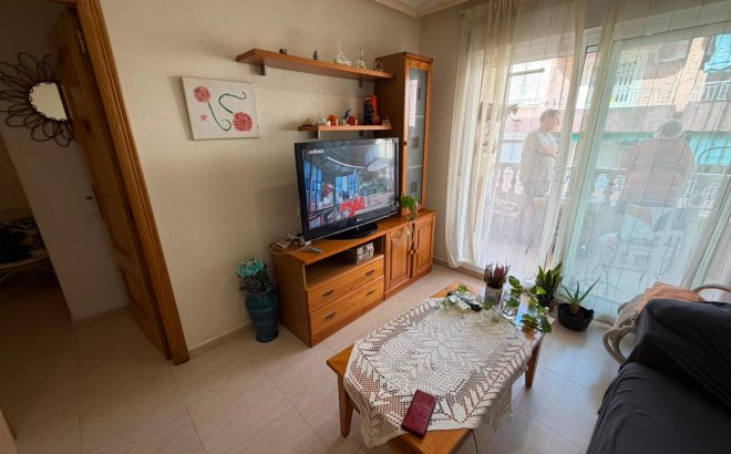 Resale - Apartment -
Torrevieja - Estacion De Autobuses
