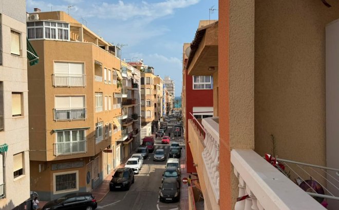 Resale - Apartment -
Torrevieja - Estacion De Autobuses