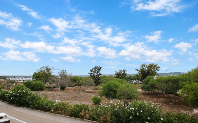 Resale - Penthouse -
Vistabella Golf Entre Naranjos - Inland