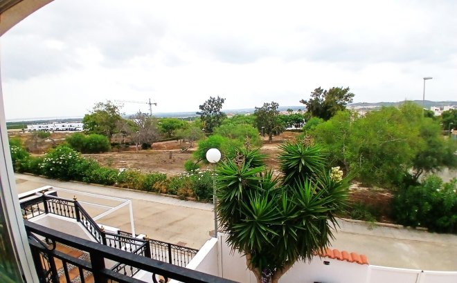 Resale - Penthouse -
Vistabella Golf Entre Naranjos - Inland