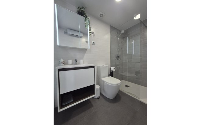 Revente - Bungalow -
Vistabella Golf Entre Naranjos - Inland