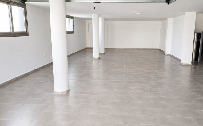 Resale - Villa -
San Miguel de Salinas - Inland