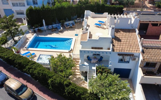 Resale - Semi Detached -
Torrevieja - Los Balcones