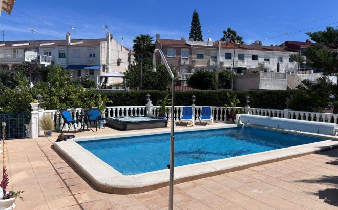 Resale - Semi Detached -
Torrevieja - Los Balcones