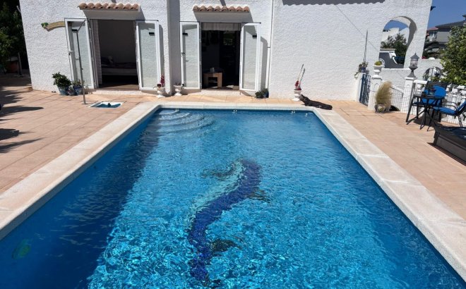 Resale - Semi Detached -
Torrevieja - Los Balcones