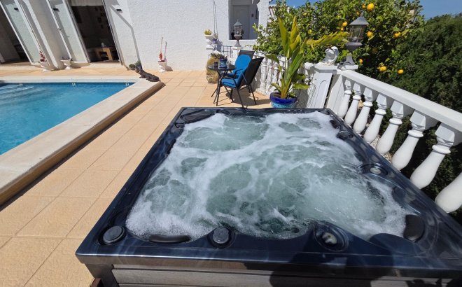 Resale - Semi Detached -
Torrevieja - Los Balcones