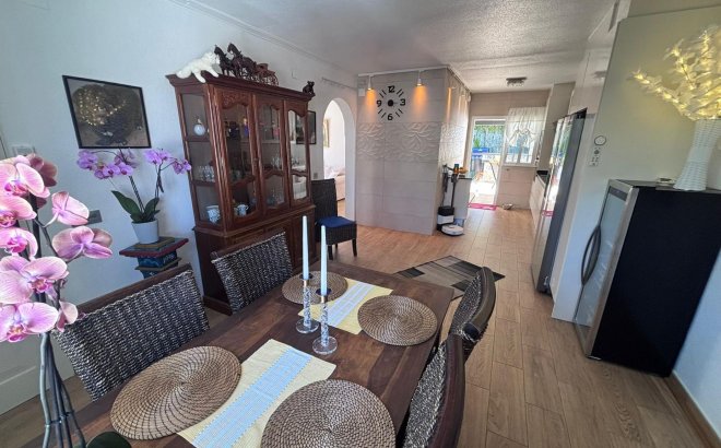 Resale - Semi Detached -
Torrevieja - Los Balcones