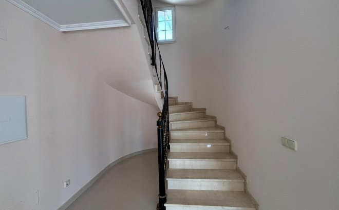 Resale - Villa -
Cabo Roig - Costa Blanca