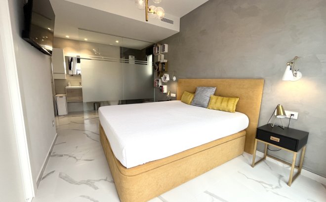 Resale - Apartment -
San Miguel de Salinas - Inland
