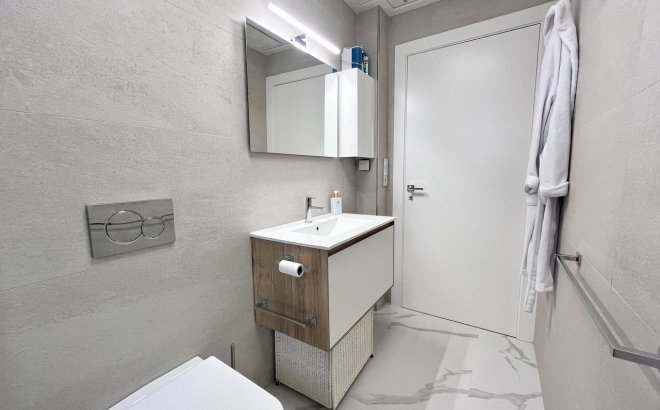 Resale - Apartment -
San Miguel de Salinas - Inland