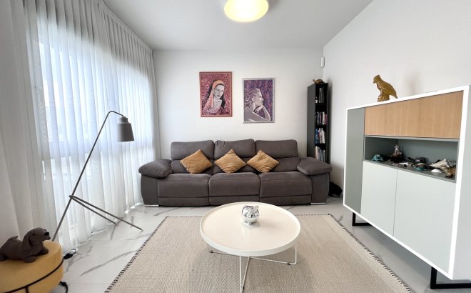 Resale - Apartment -
San Miguel de Salinas - Inland