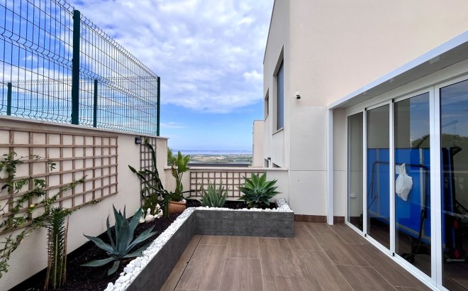 Resale - Apartment -
San Miguel de Salinas - Inland