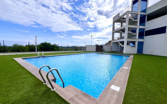 Resale - Apartment -
San Miguel de Salinas - Inland