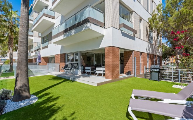 Resale - Apartment -
Orihuela Costa - Costa Blanca