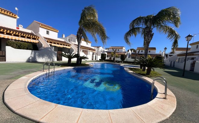 Revente - Town House -
Torre de la Horadada - Costa Blanca