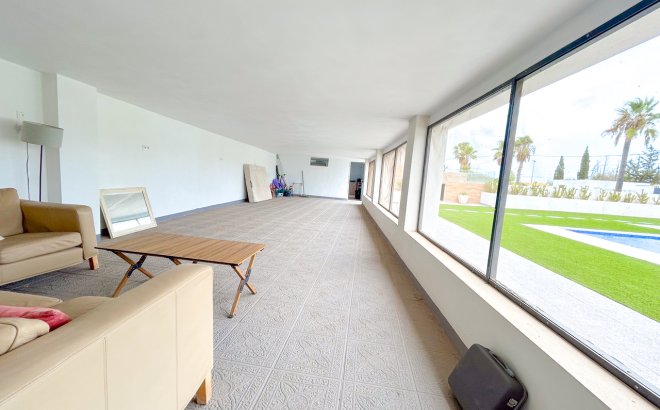 Resale - Villa -
Los Montesinos - Costa Blanca