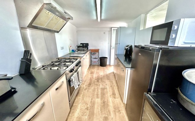 Resale - Villa -
Los Montesinos - Costa Blanca