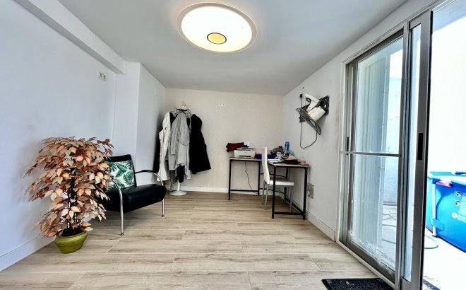 Resale - Villa -
Los Montesinos - Costa Blanca