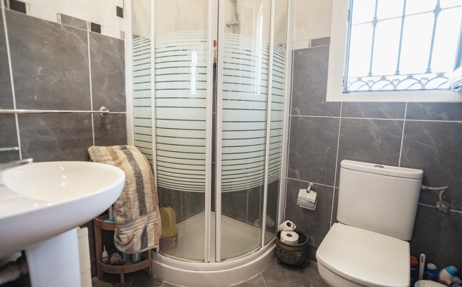 Resale - Villa -
Torrevieja - Costa Blanca