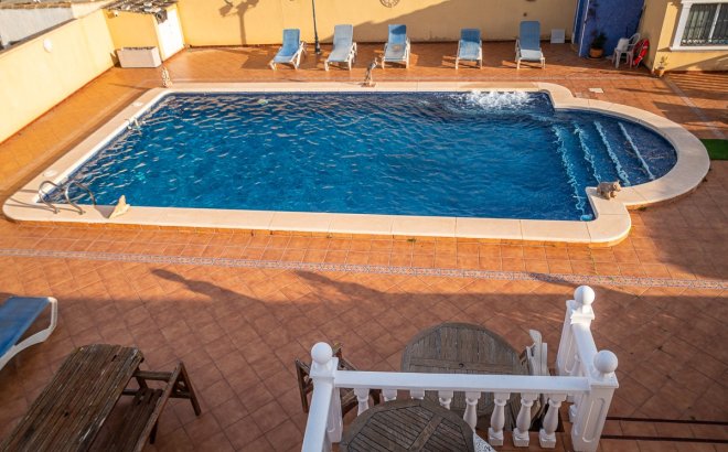 Resale - Villa -
Torrevieja - Costa Blanca