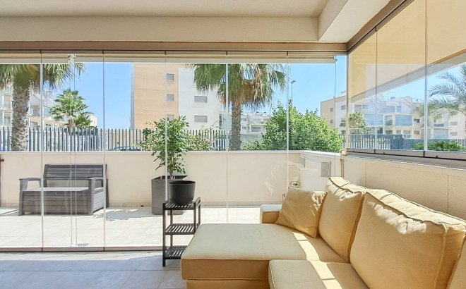 Resale - Apartment -
Orihuela Costa - Los Dolses