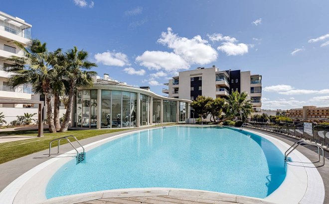 Resale - Apartment -
Orihuela Costa - Los Dolses