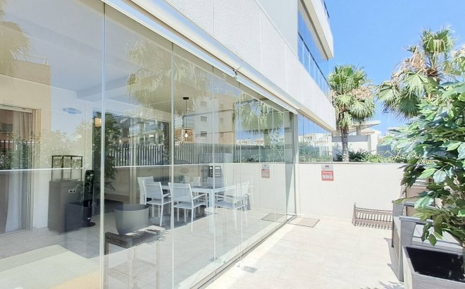 Resale - Apartment -
Orihuela Costa - Los Dolses