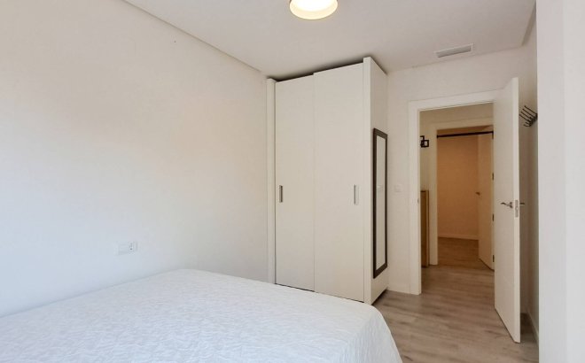 Resale - Apartment -
Orihuela Costa - Los Dolses