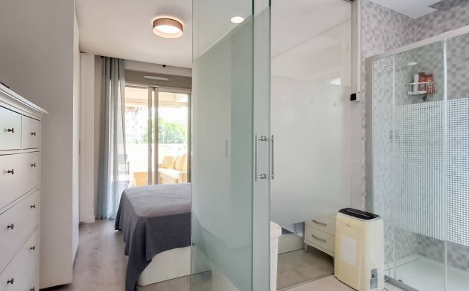 Resale - Apartment -
Orihuela Costa - Los Dolses